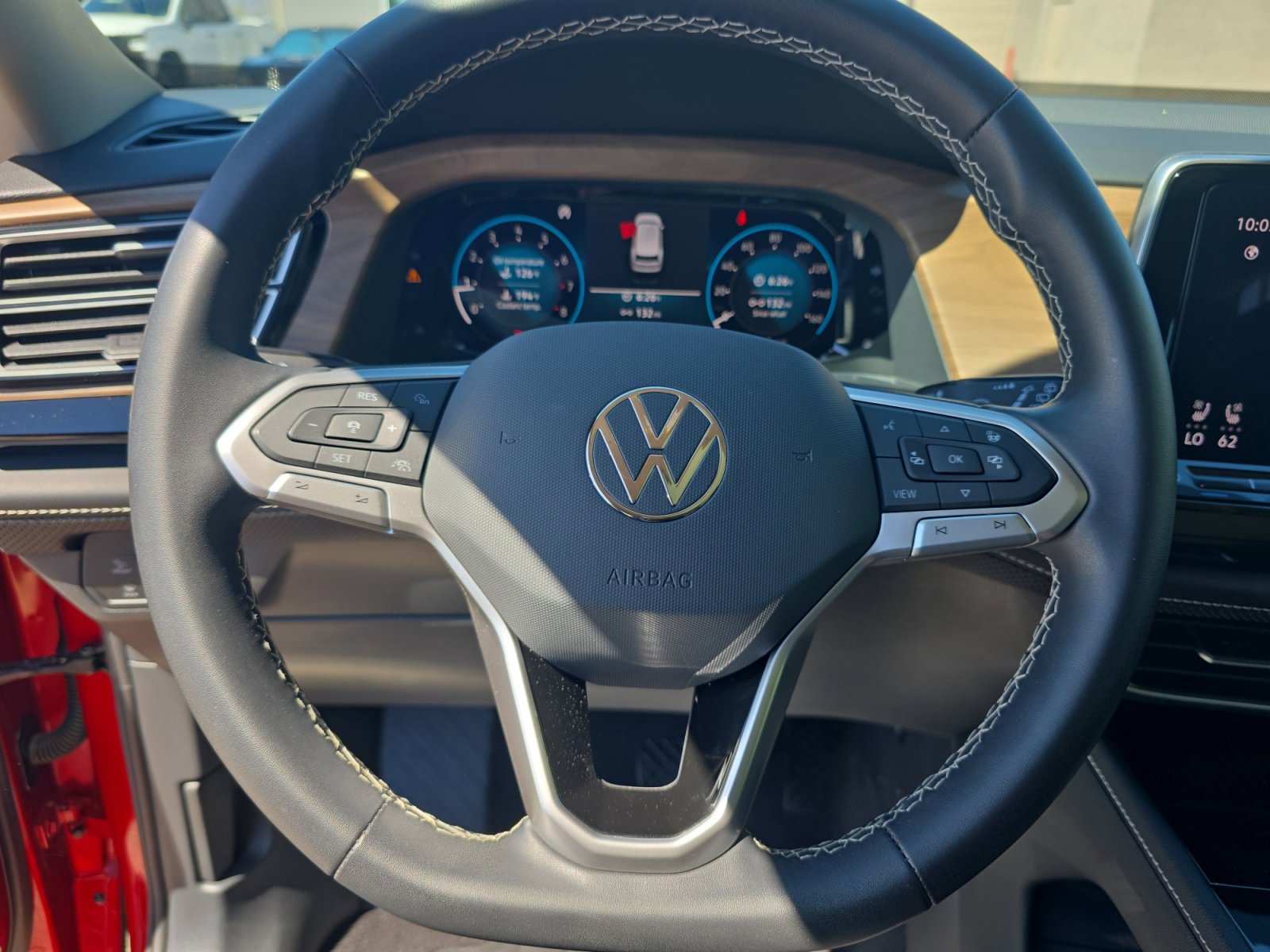 Used 2024 Volkswagen Atlas SE image 9