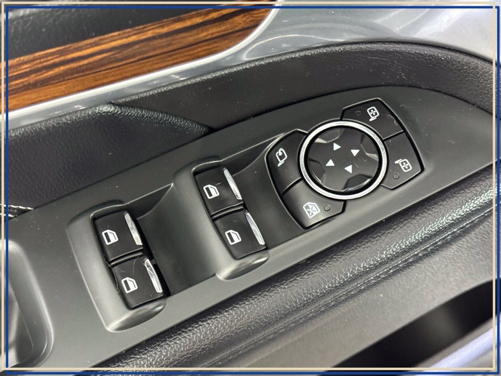 Used 2017 Ford Explorer Limited AWD/4WD image 31