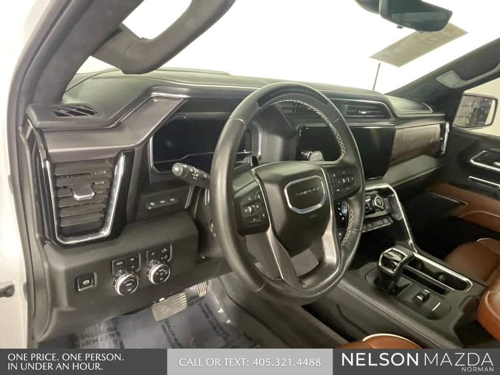 Used 2025 GMC Sierra 1500 Denali Ultimate AWD/4WD image 31