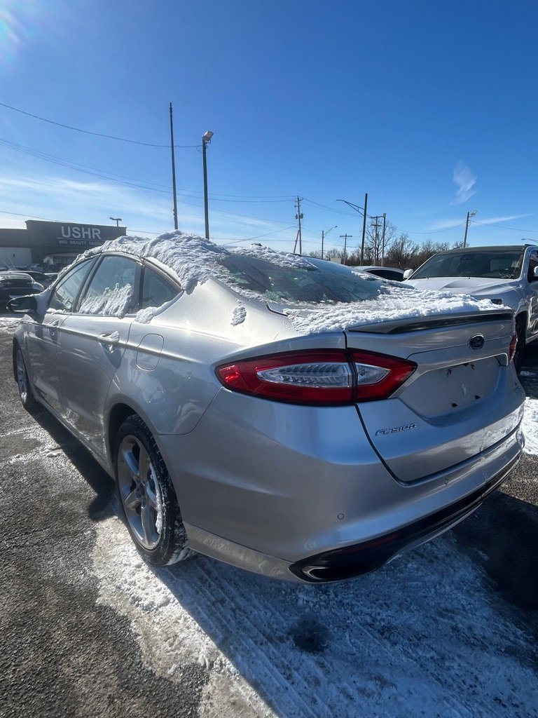 Used 2013 Ford Fusion SE image 4