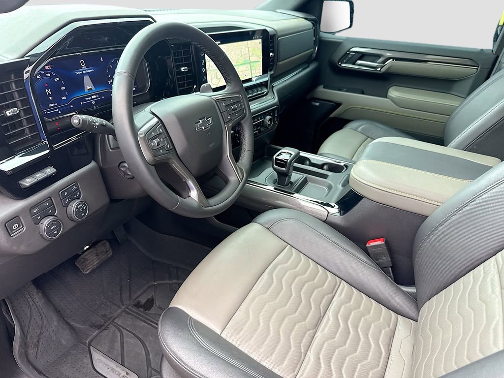 Used 2025 Chevrolet Silverado 1500 ZR2 w/ Technology Package AWD/4WD image 25