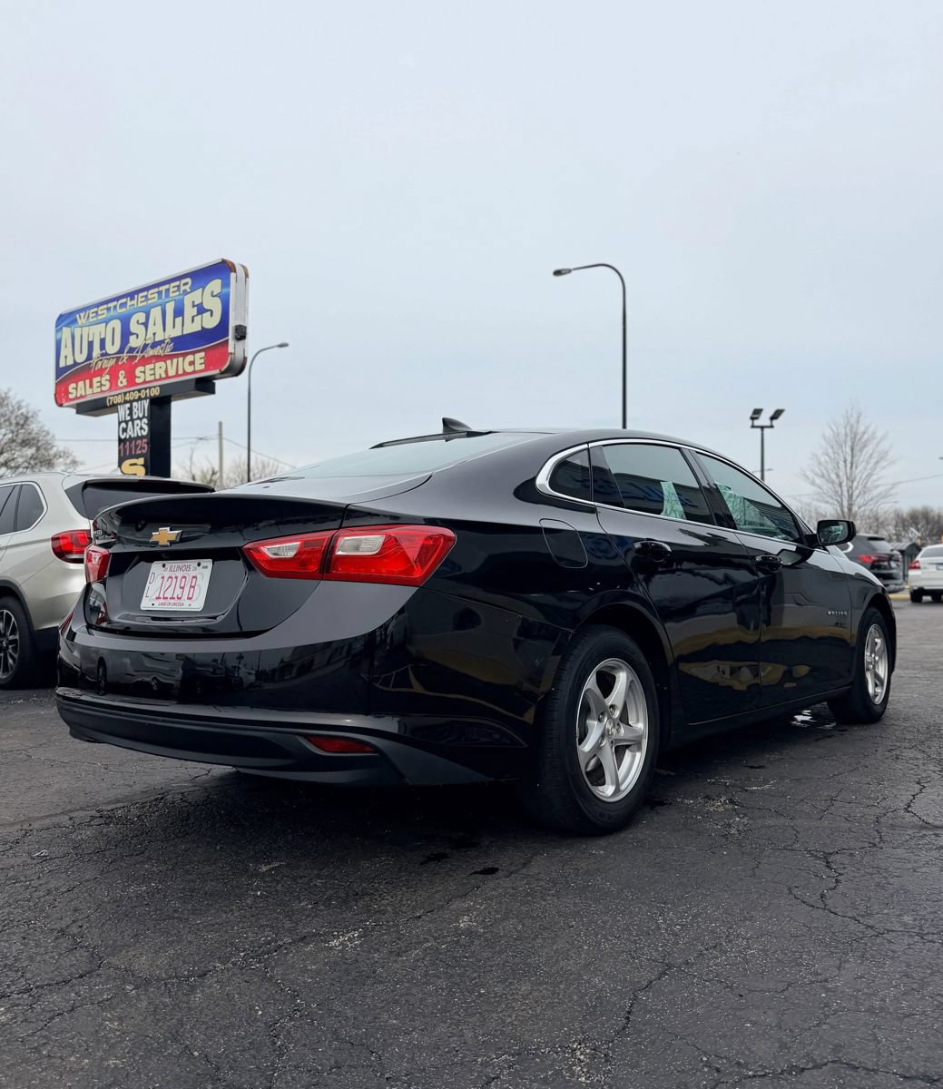 Used 2017 Chevrolet Malibu LS FWD image 4