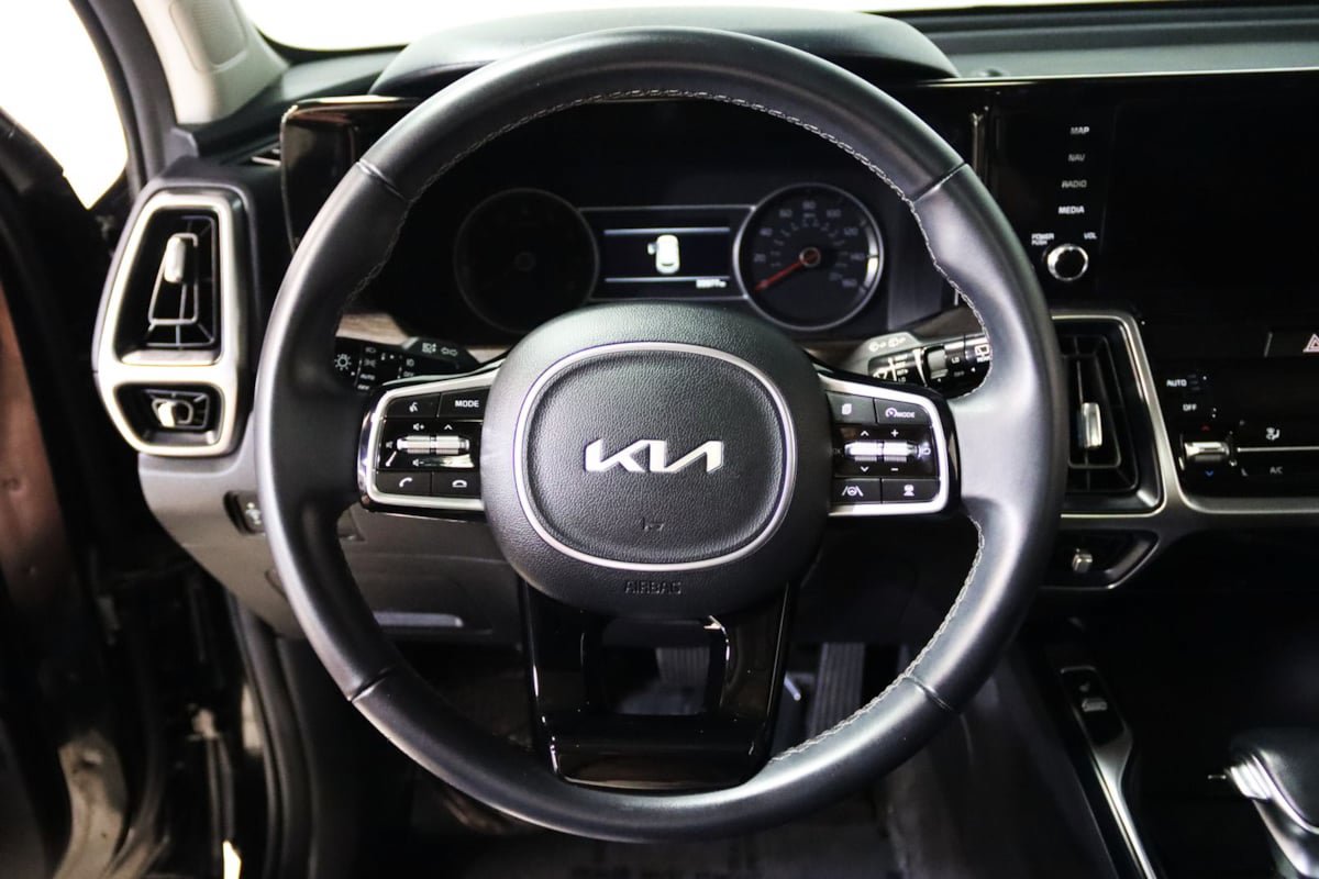 Used 2023 Kia Sorento X-Line EX AWD/4WD image 40