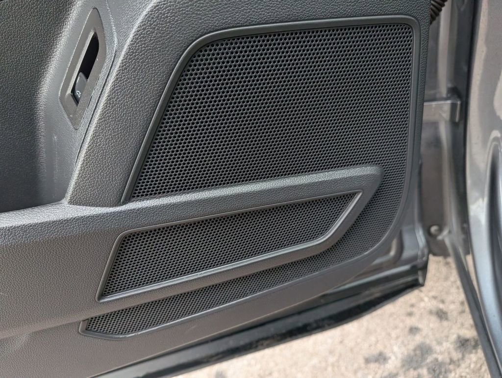 Used 2021 Volkswagen Atlas SE image 22