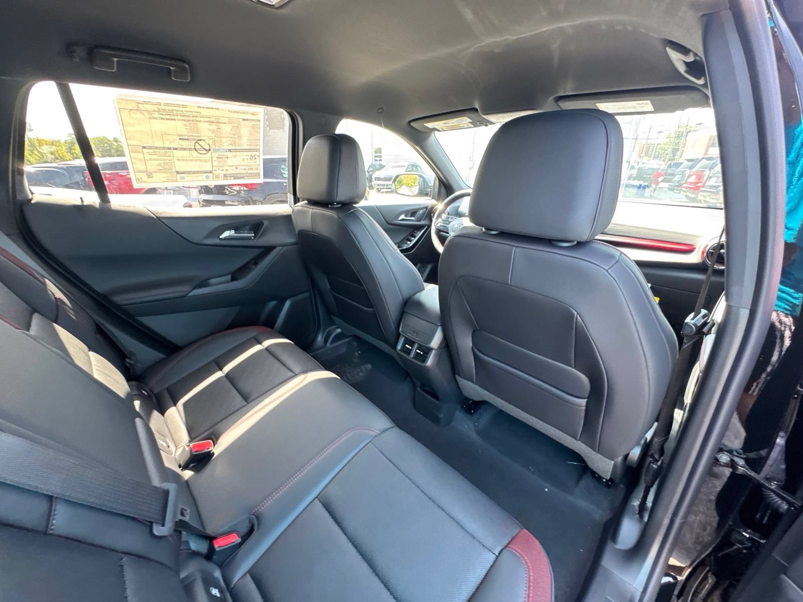 New 2027 Chevrolet Equinox RS AWD/4WD image 32