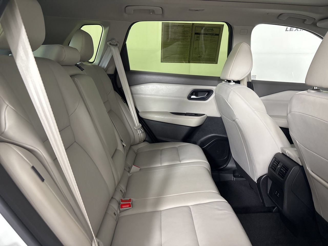 Used 2023 Nissan Rogue SL AWD/4WD image 25