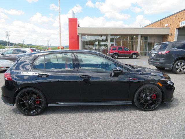 Used 2024 Volkswagen GTI SE image 2