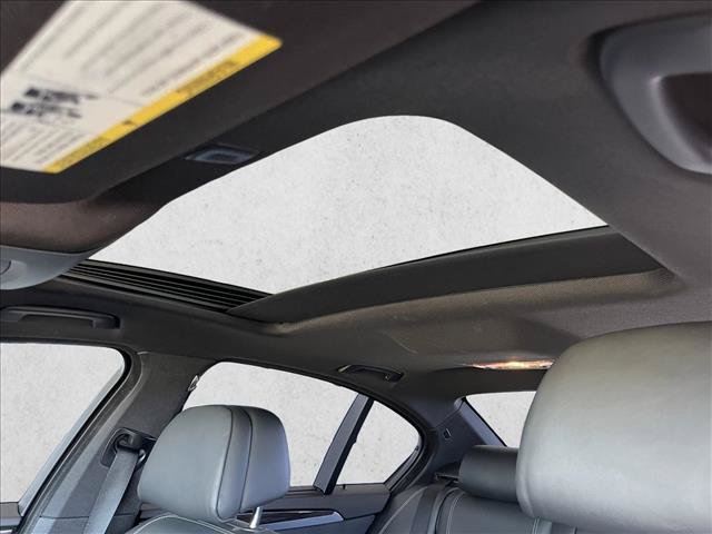 Used 2015 BMW 550i Sedan RWD image 12