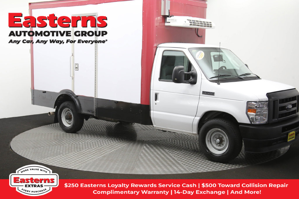 Used 2023 Ford E-350 and Econoline 350 Super Duty w/ Power Windows & Locks Group RWD image 48