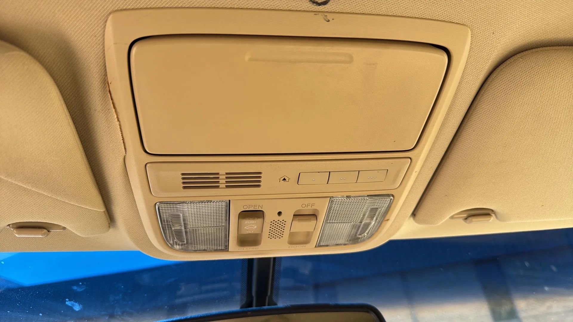 Used 2010 Honda Crosstour EX-L image 36