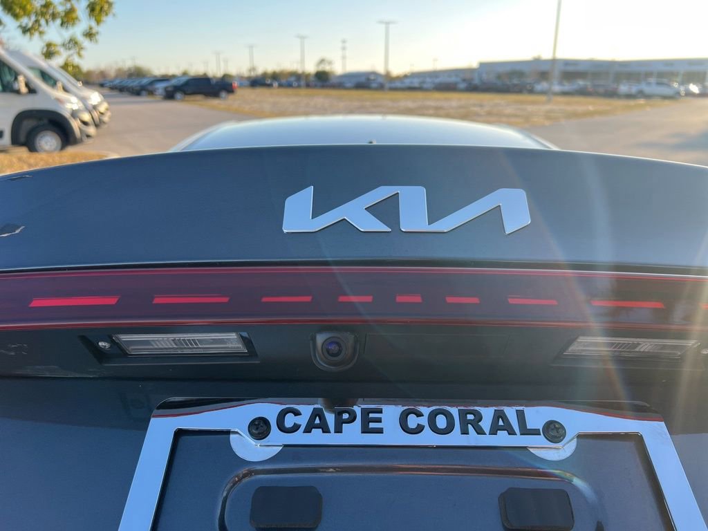 Used 2023 Kia Forte LX image 29