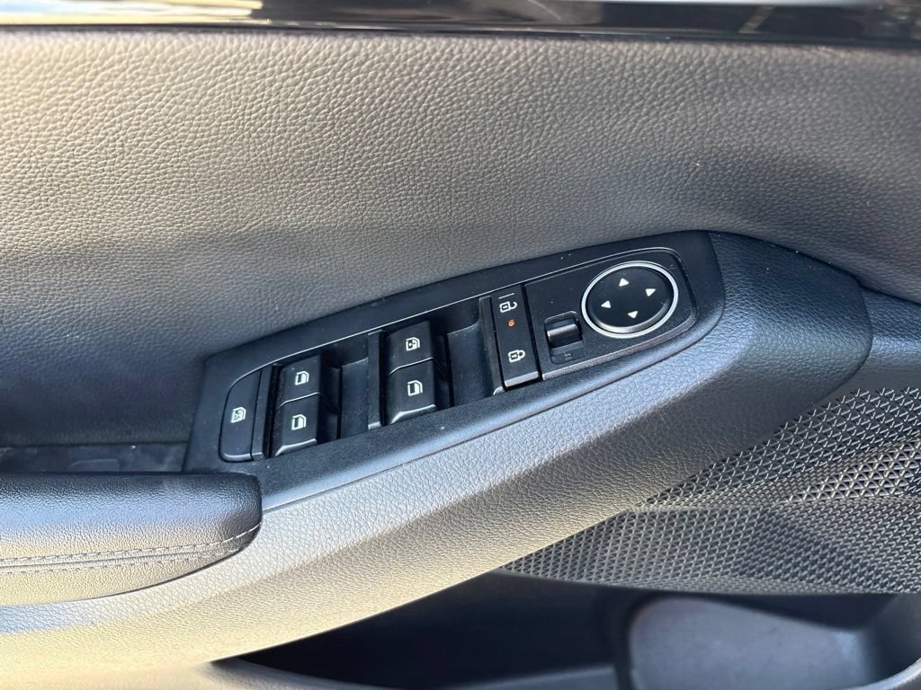 Used 2025 Kia Seltos EX w/ EX Sunroof Package FWD image 15