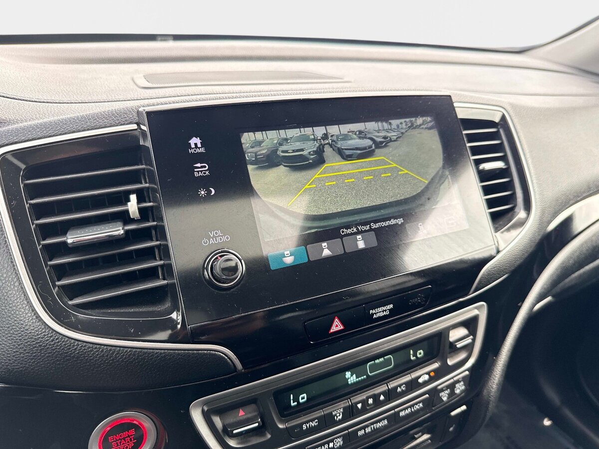 Used 2021 Honda Pilot Touring image 26