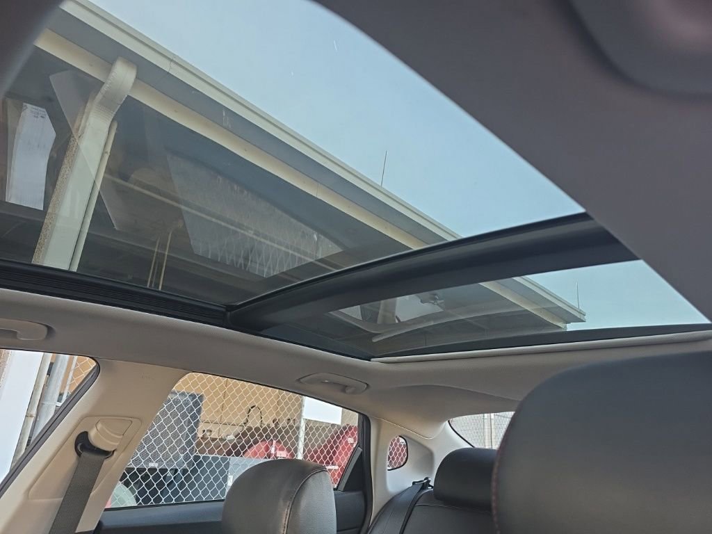 Used 2018 Kia Optima SX image 23