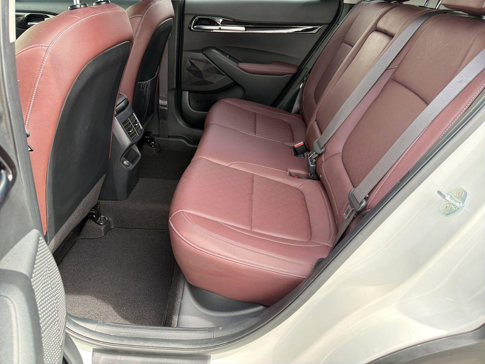 Used 2022 Kia Seltos SX w/ Sunroof Package AWD/4WD image 15