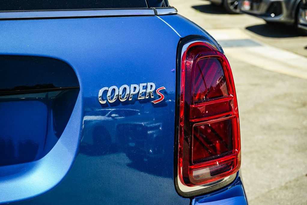 Used 2023 MINI Cooper Countryman S FWD image 10