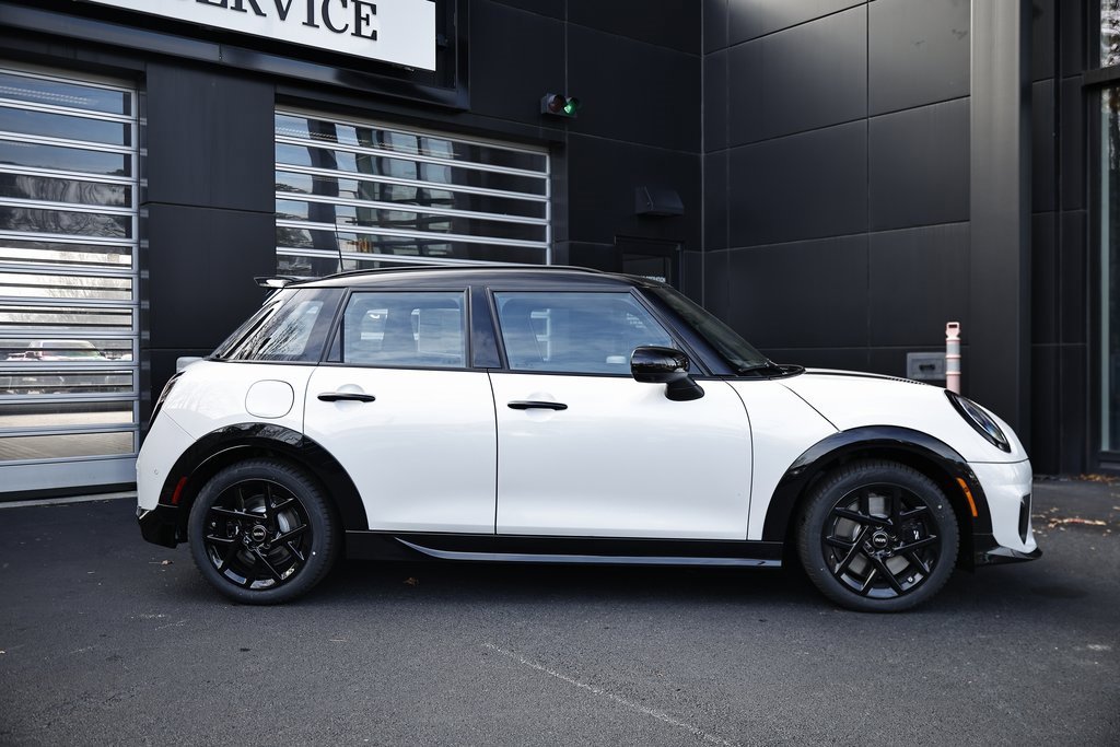 New 2026 MINI Cooper S image 4