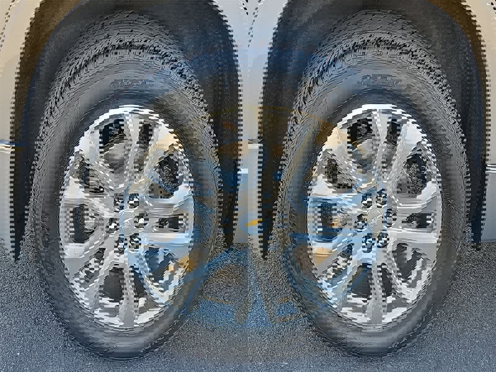 Used 2019 Chevrolet Traverse Premier image 12