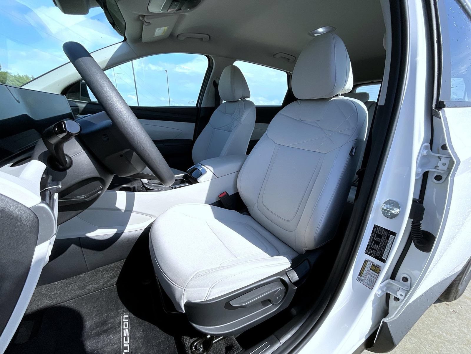Certified 2026 Hyundai Tucson SE AWD/4WD image 10