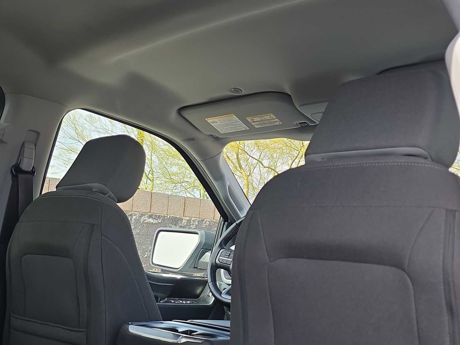 Used 2022 Ford F150 Lightning XLT image 16