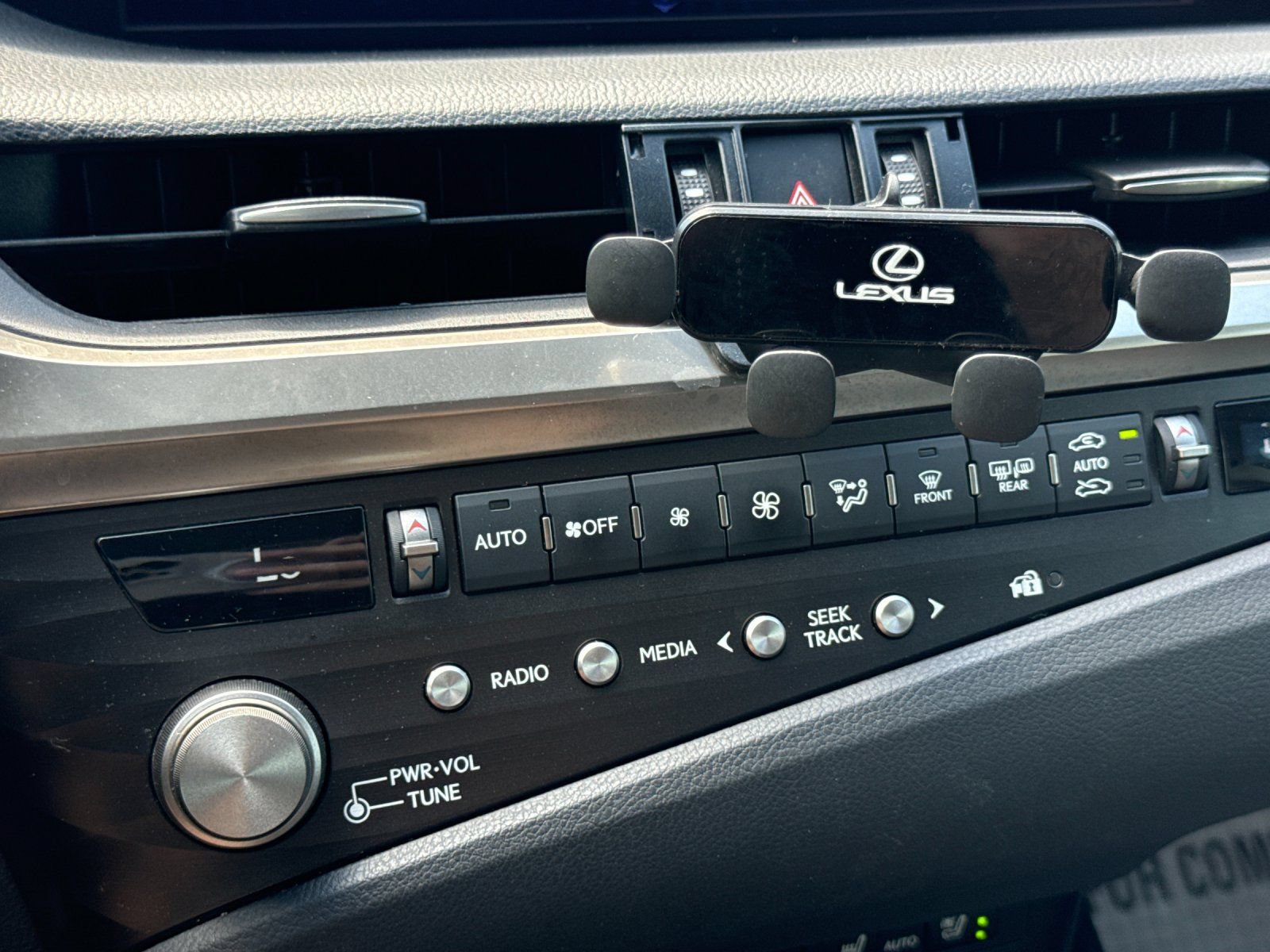 Used 2021 Lexus ES 300h w/ Premium Package FWD image 17