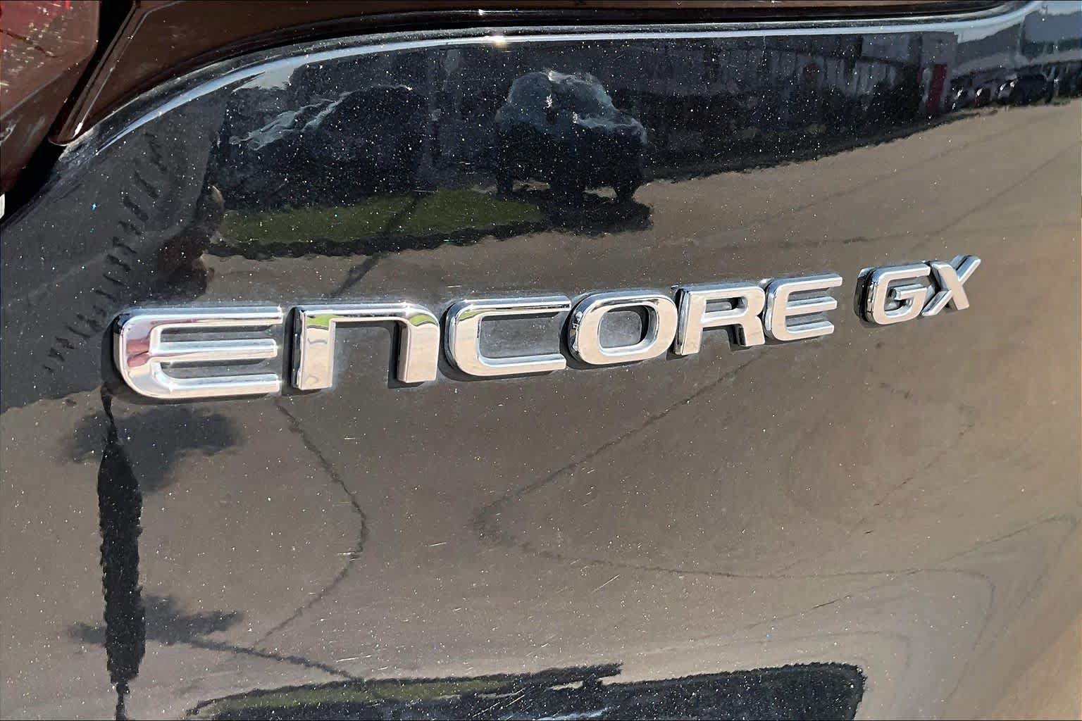 Used 2025 Buick Encore GX Preferred FWD image 9