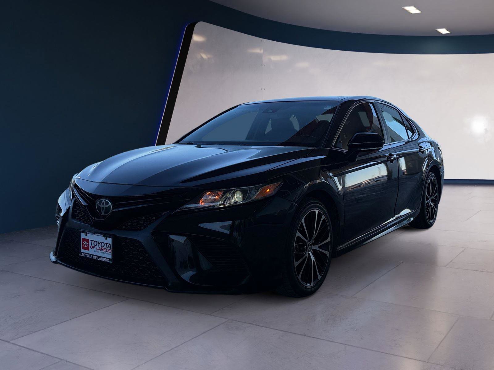 Used 2018 Toyota Camry SE
