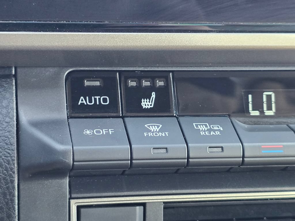 Certified 2025 Toyota Camry XLE AWD/4WD image 7