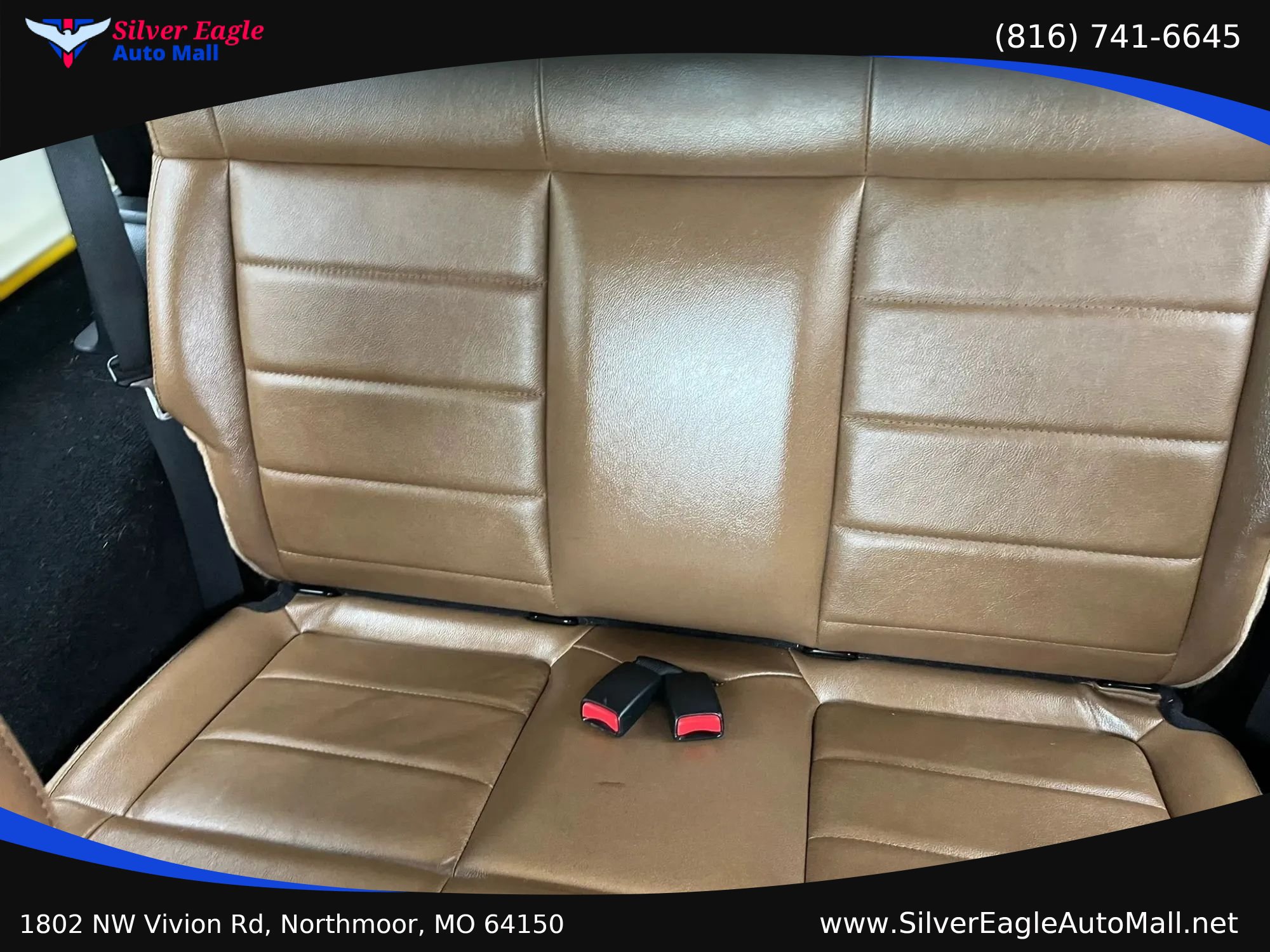 Used 2011 Jeep Wrangler Sahara AWD/4WD image 10