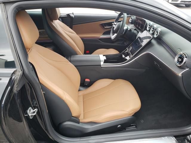 New 2024 Mercedes-Benz CLE 300 4MATIC Coupe image 11