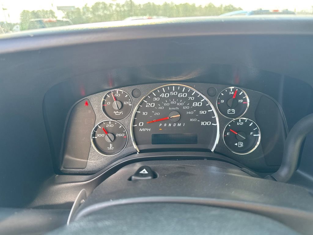 New 2026 Chevrolet Express 3500 w/ Power Convenience Package RWD image 21
