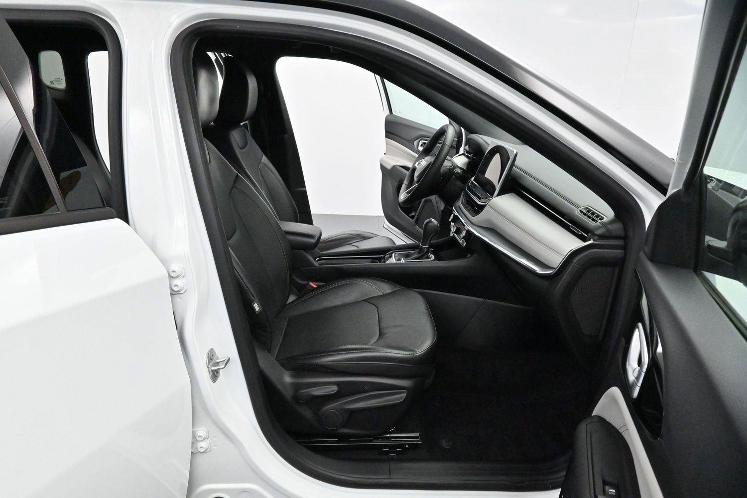 Used 2023 Jeep Compass Limited AWD/4WD image 28