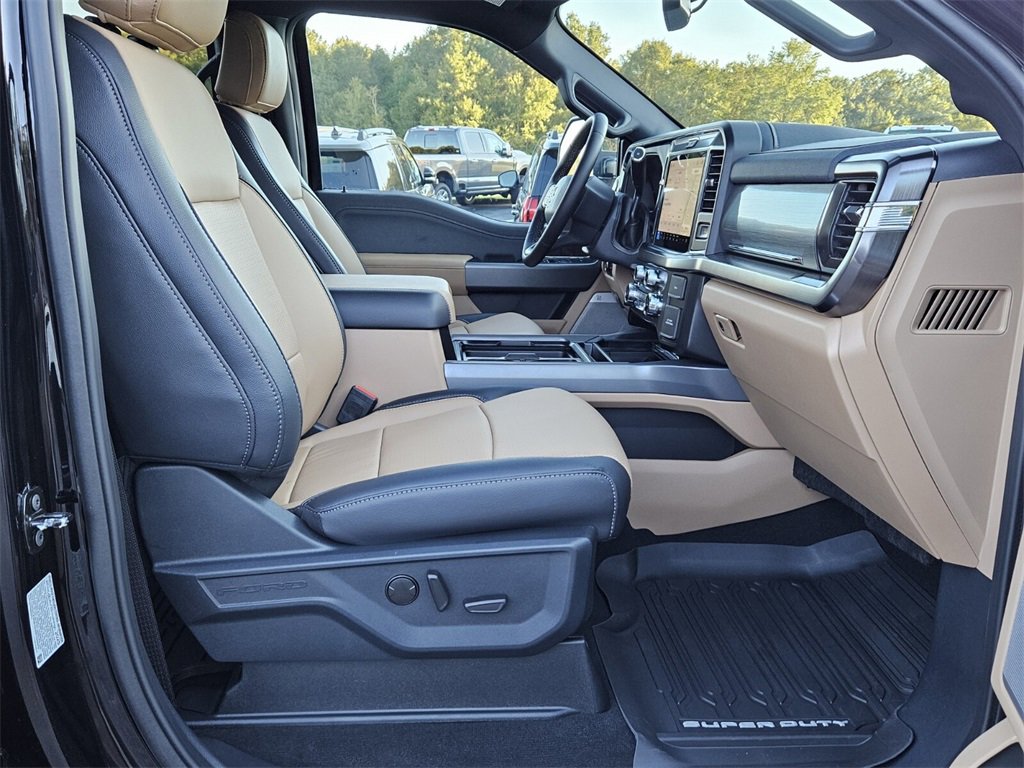New 2026 Ford F250 4x4 Crew Cab Super Duty image 15