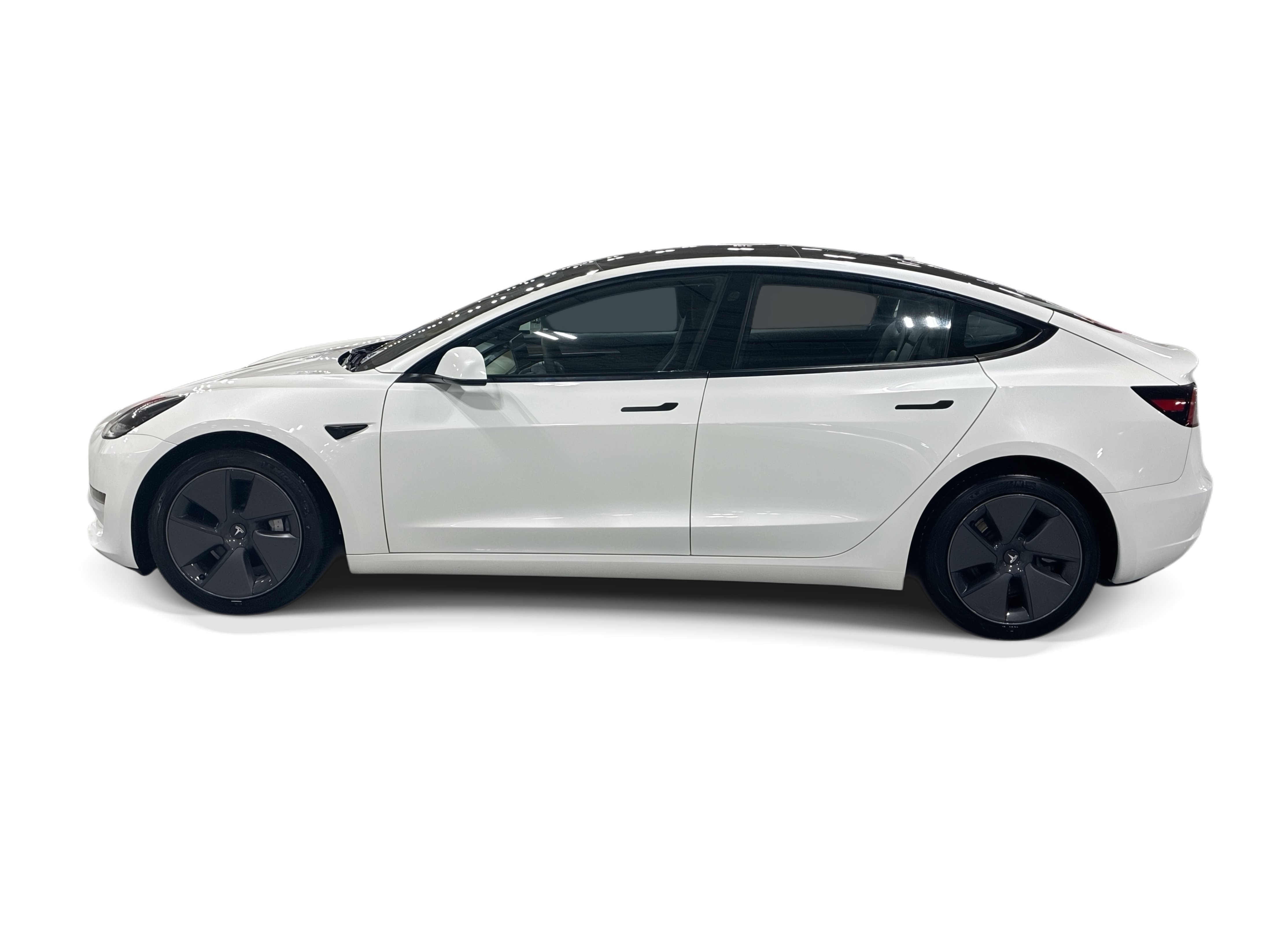 Certified 2023 Tesla Model 3 Standard Range RWD image 3