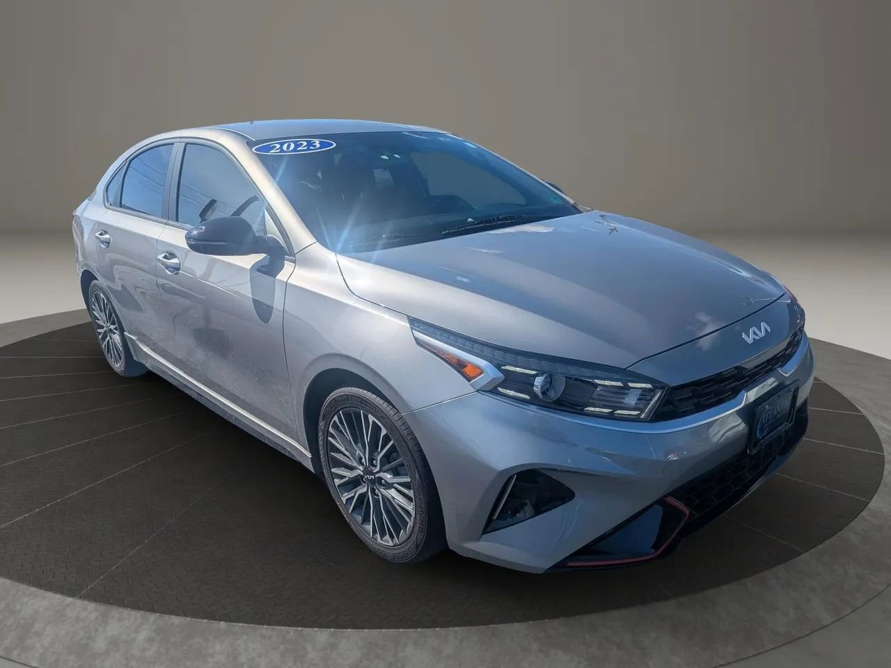 Used 2023 Kia Forte GT-Line FWD image 3