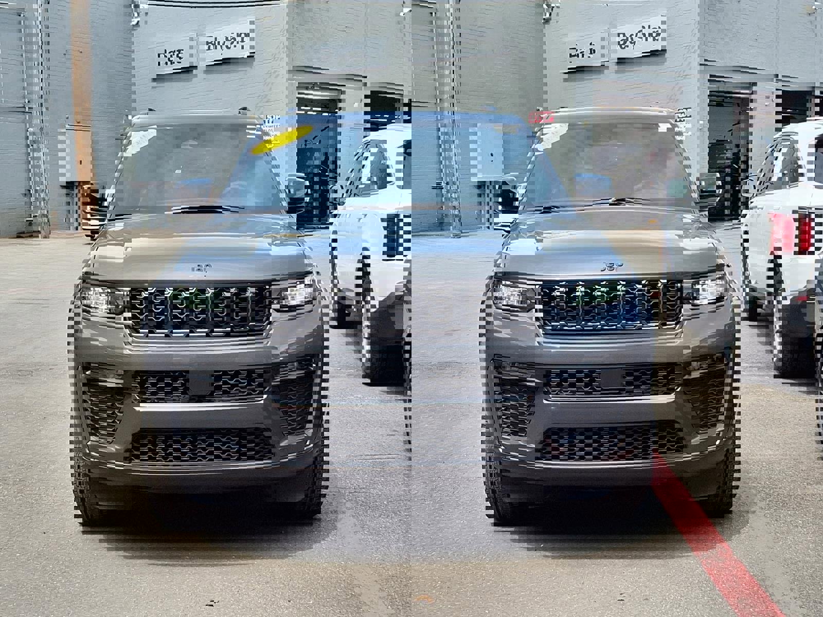 Used 2026 Jeep Grand Cherokee Limited w/ Limited Altitude Package AWD/4WD image 21