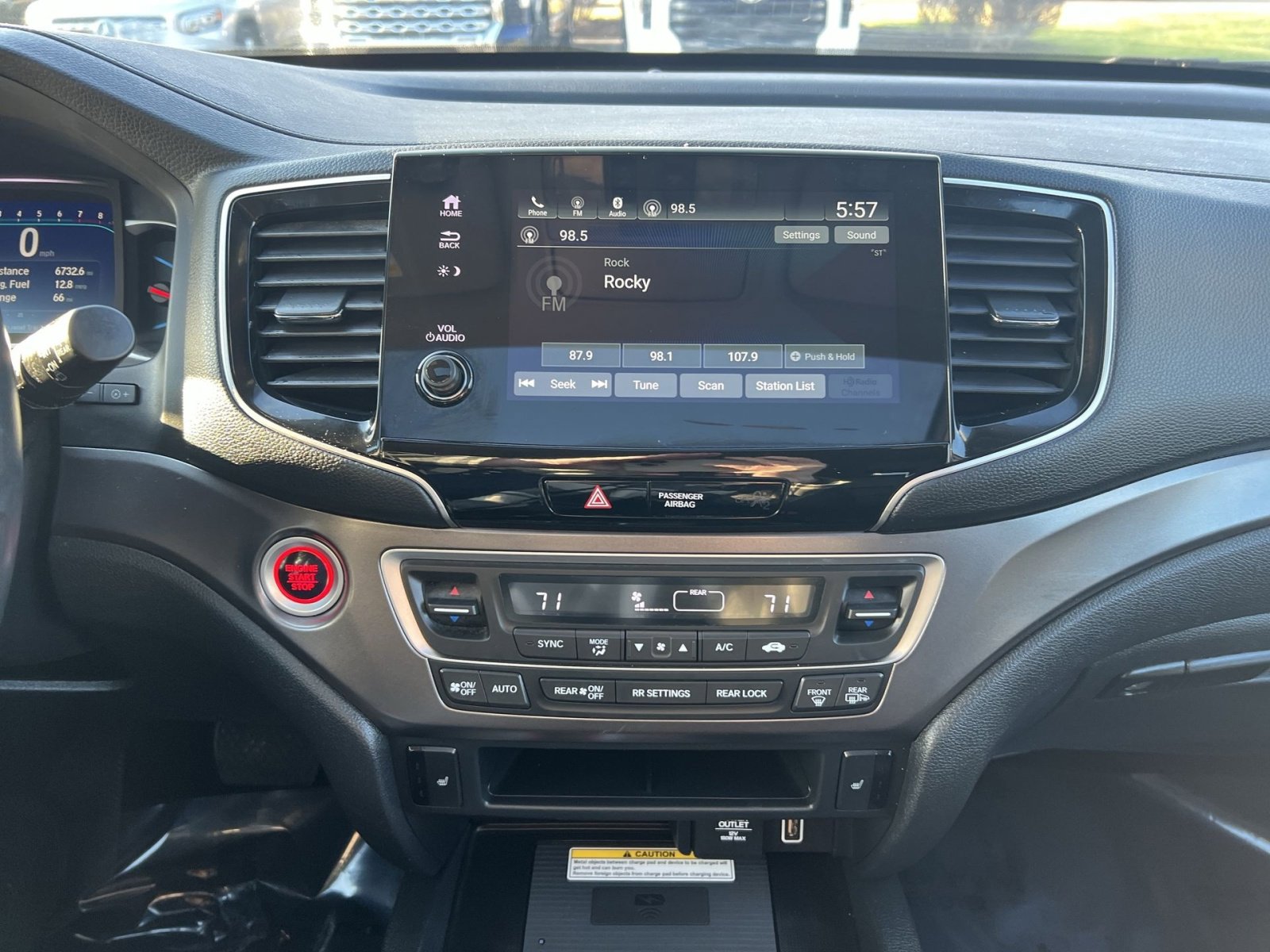 Used 2022 Honda Pilot Special Edition image 18