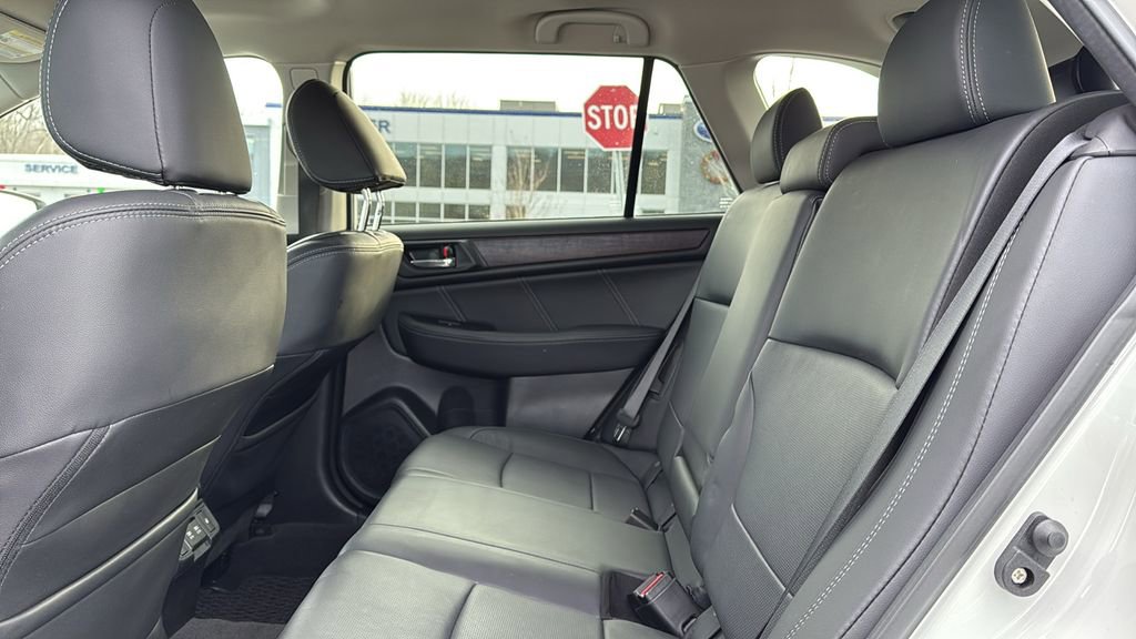 Used 2019 Subaru Outback 3.6R Limited image 25