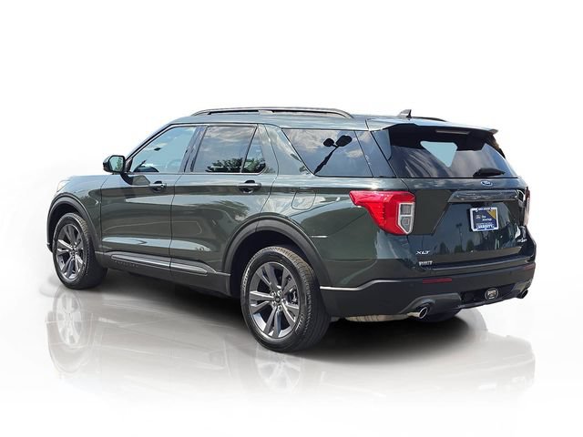 Certified 2024 Ford Explorer XLT w/ Equipment Group 202A AWD/4WD image 3