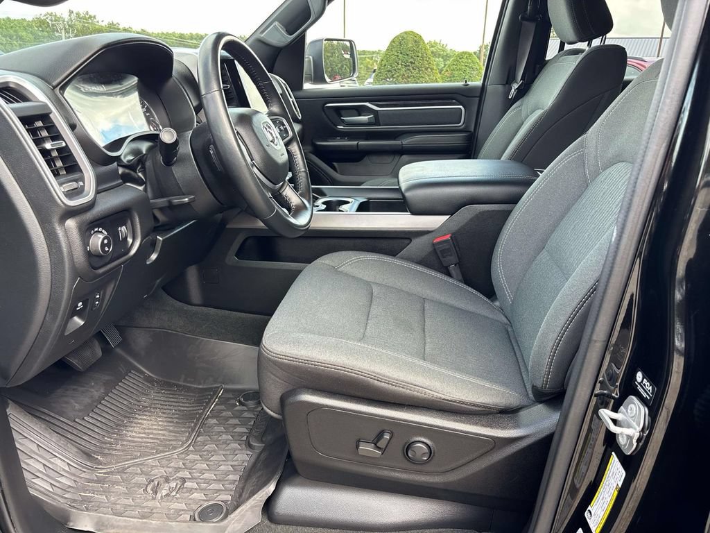 Used 2022 RAM 1500 Big Horn AWD/4WD image 13