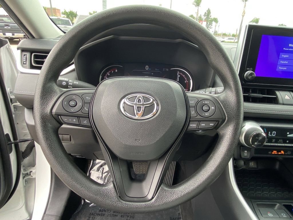 Certified 2023 Toyota RAV4 XLE AWD/4WD image 26