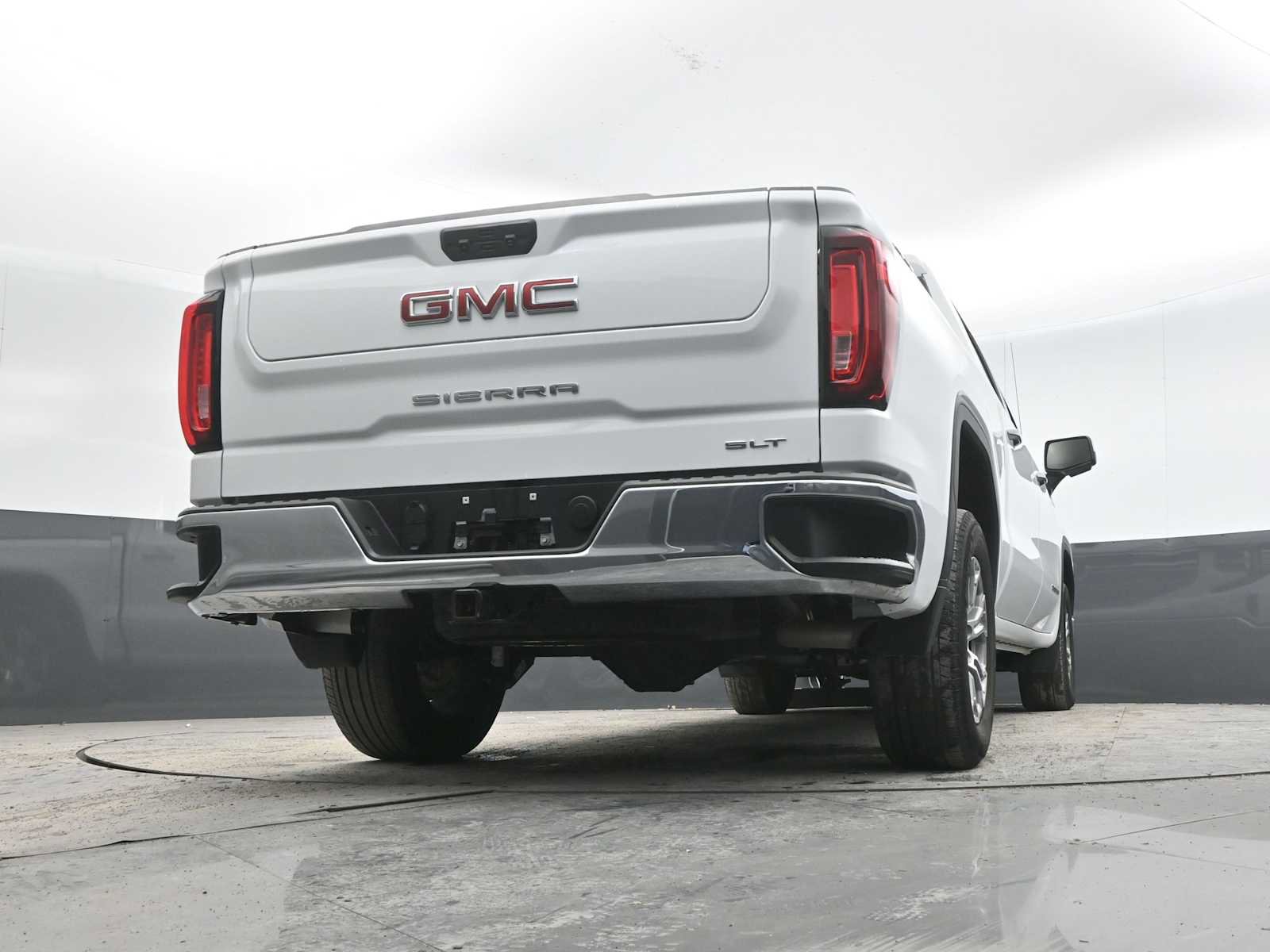 Used 2024 GMC Sierra 1500 SLT image 45