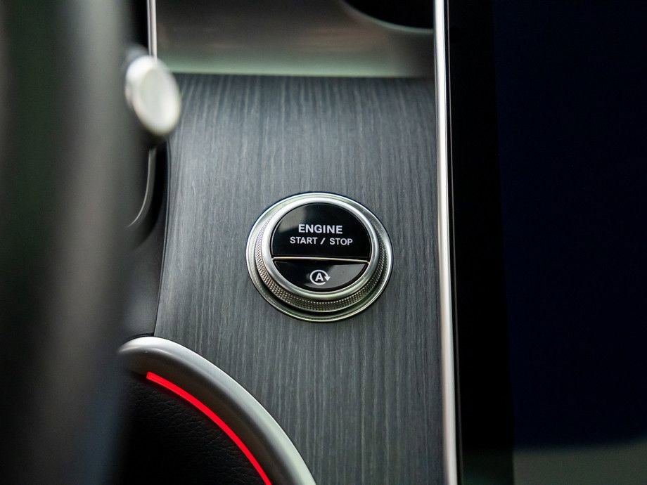 Certified 2025 Mercedes-Benz GLC 300 4MATIC image 22