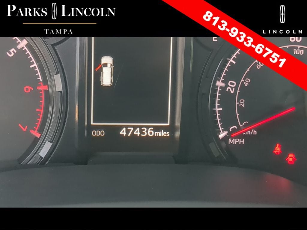 Used 2024 Toyota 4Runner SR5 AWD/4WD image 31