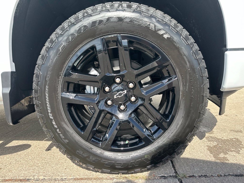 New 2026 Chevrolet Silverado 1500 RST w/ RST Select Package AWD/4WD image 9