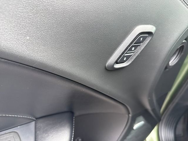 Used 2022 Dodge Challenger SXT w/ Plus Package image 11