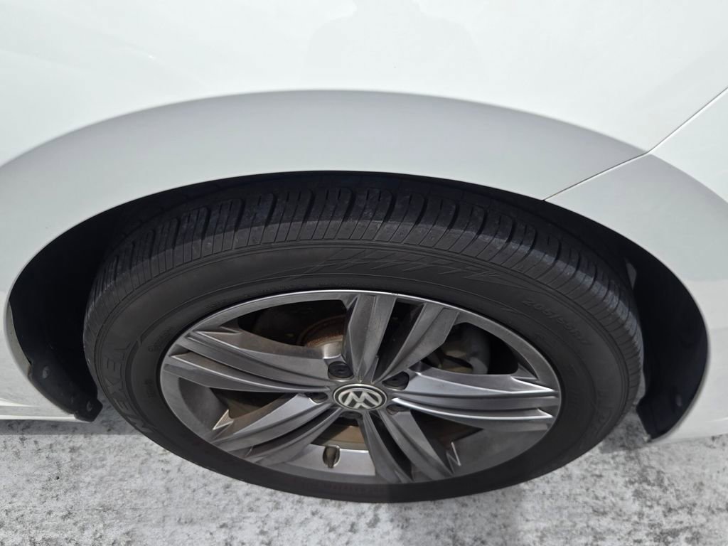 Used 2019 Volkswagen Jetta R-Line FWD image 7