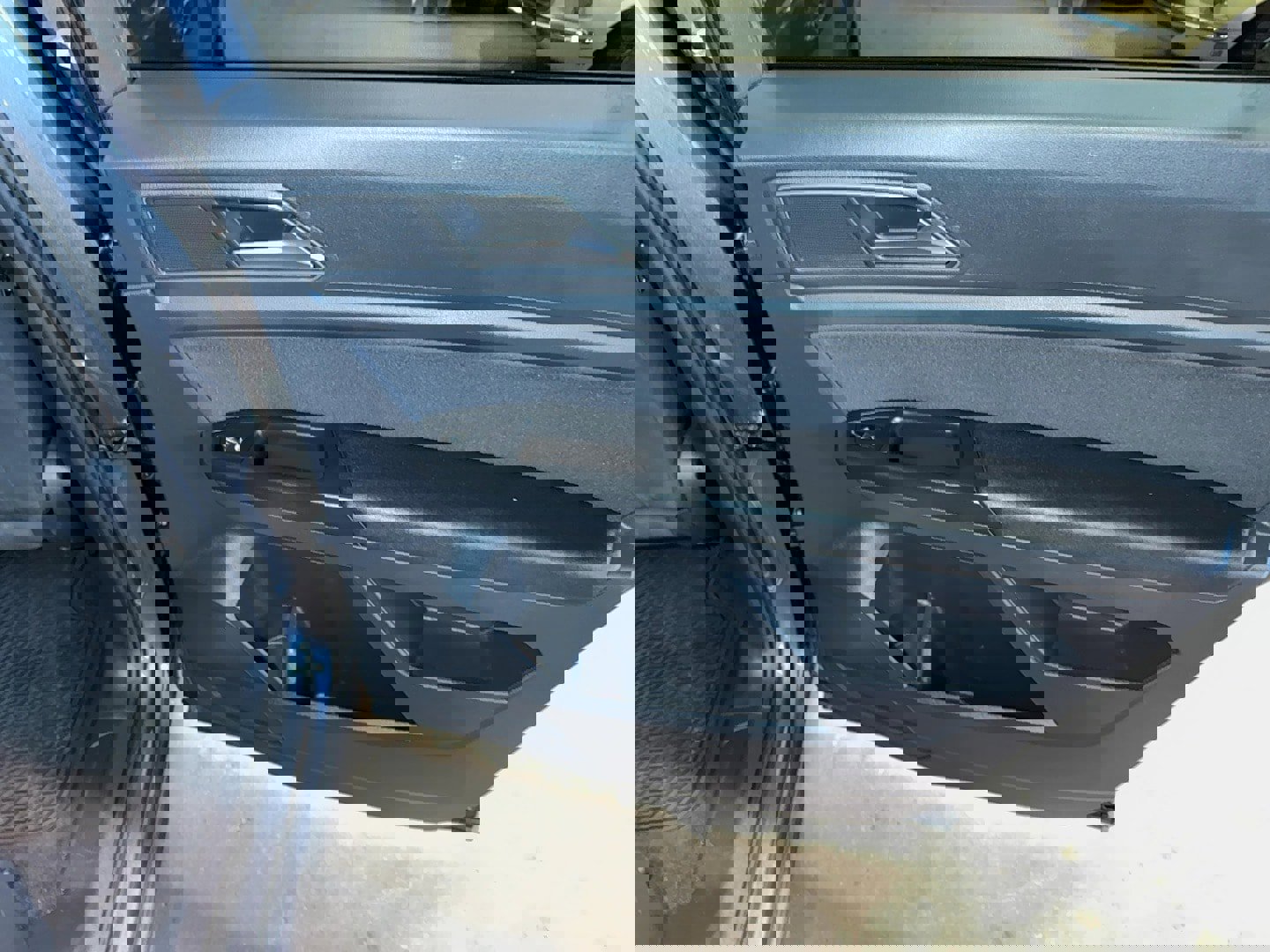 Used 2018 Volkswagen Atlas S image 75