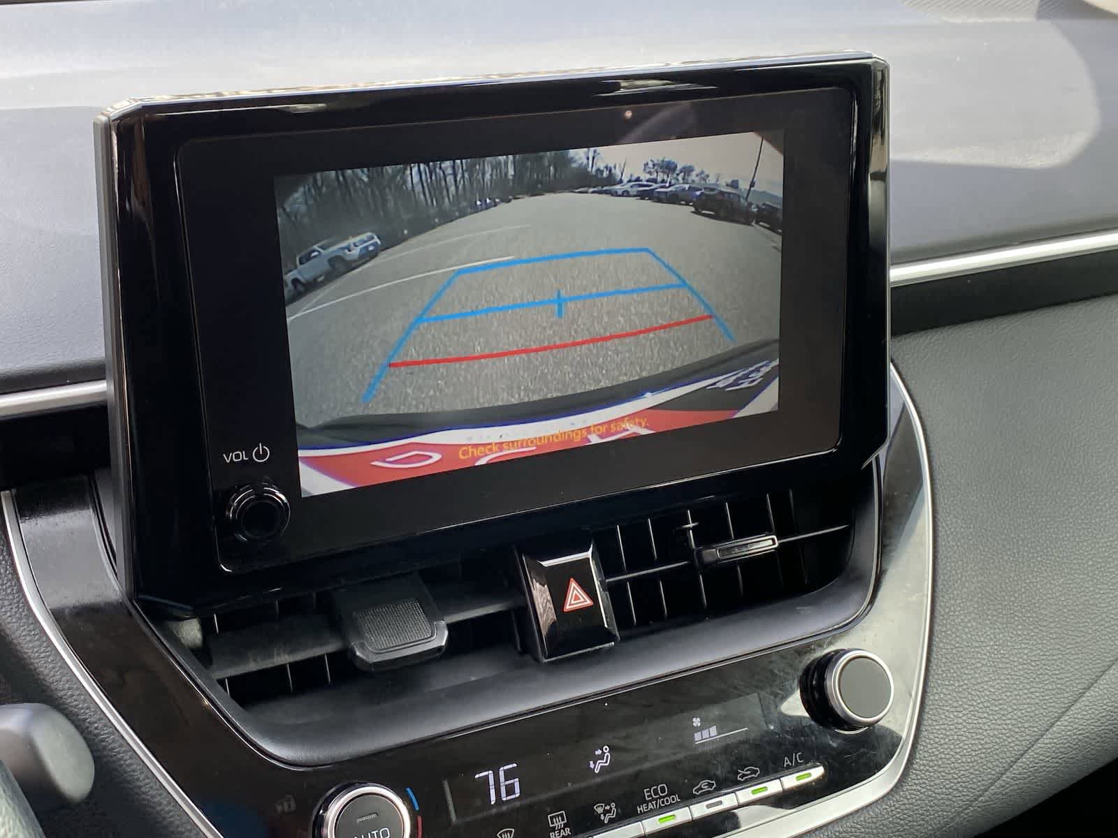 Used 2025 Toyota Corolla LE image 31