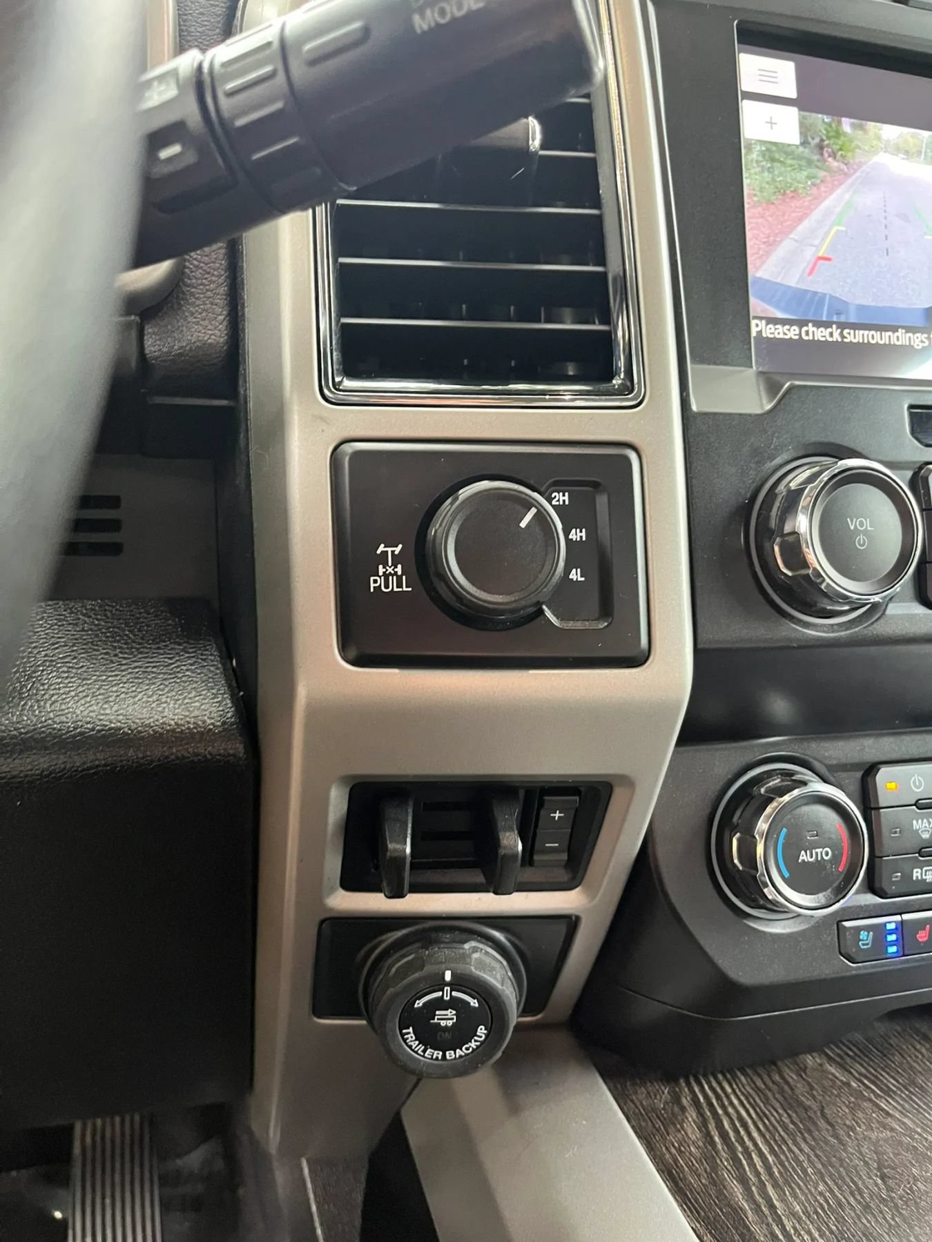 Used 2021 Ford F250 Lariat w/ Tremor Off-Road Package AWD/4WD image 20